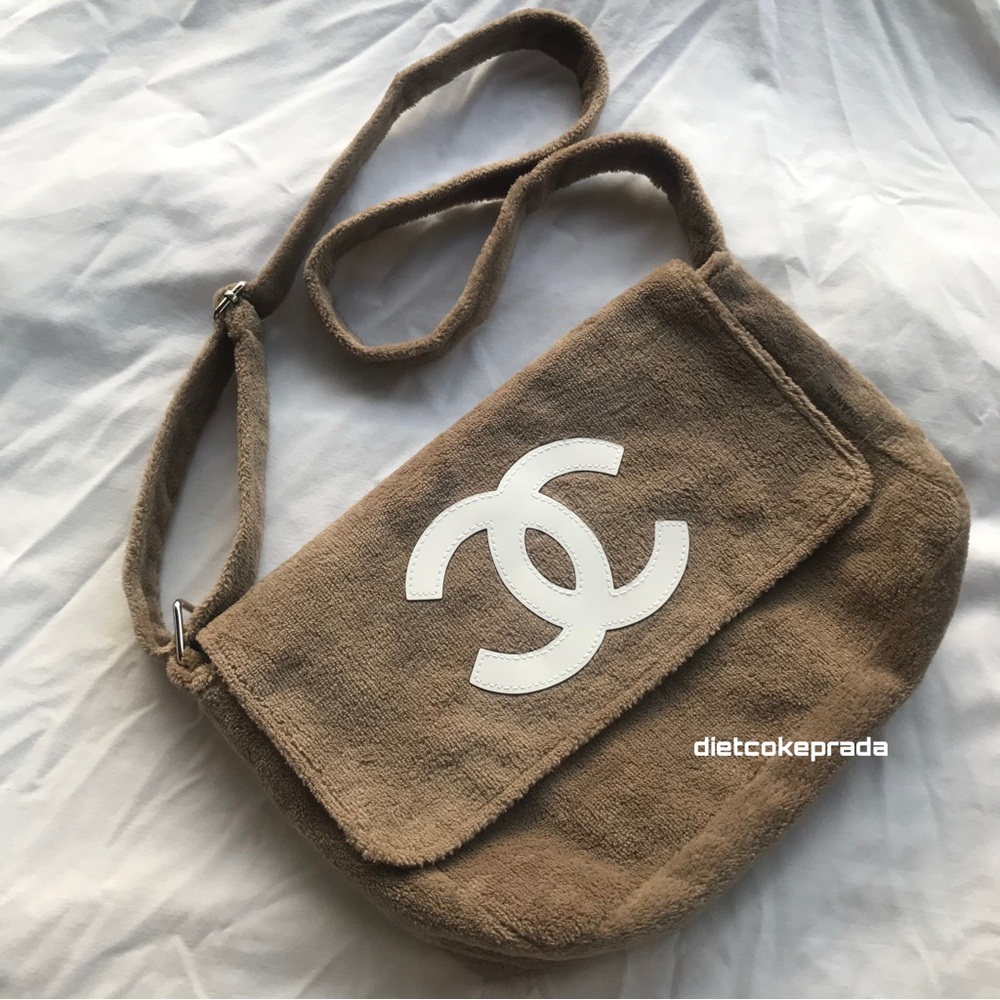 ⭐️ FIRM PRICE ⭐️ Authentic Chanel Terrycloth Makeup Bag
